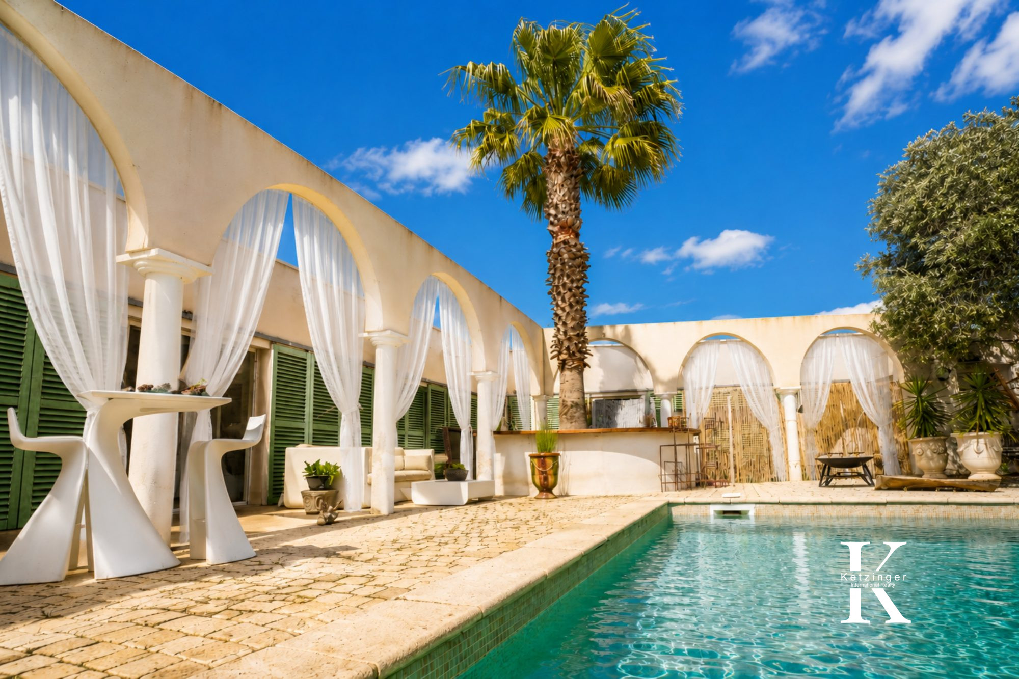 Villa de caractère avec jardin luxuriant, Villeneuve-lès-Maguelone